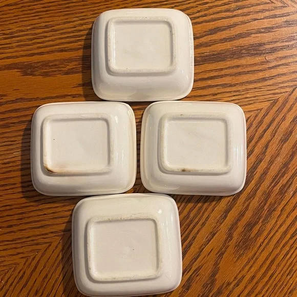 4 piece this & that bowls, 4” x 3 1/2”, breakable - Picture 4 of 4